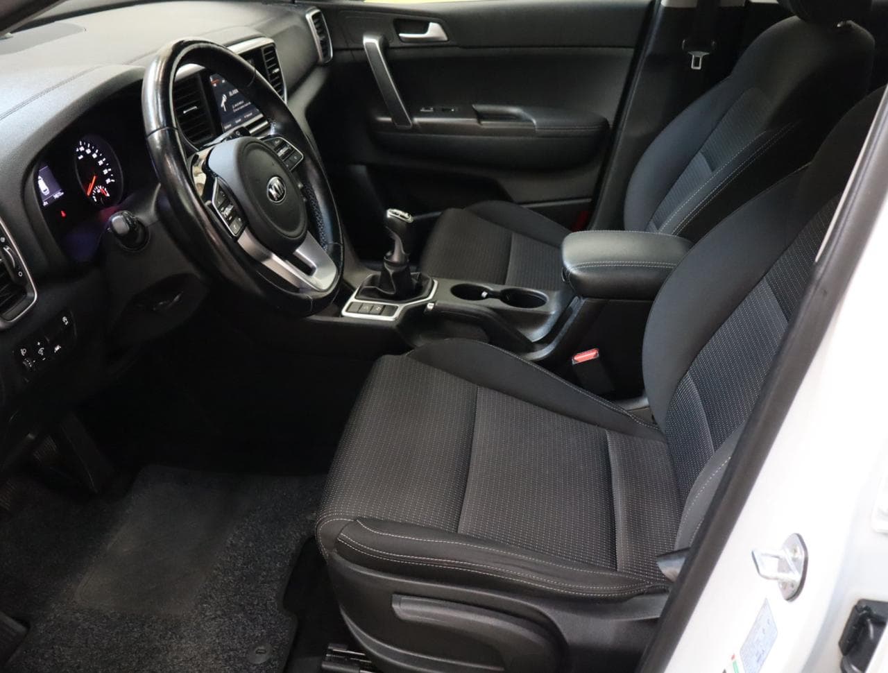 2019 Kia SPORTAGE - 16