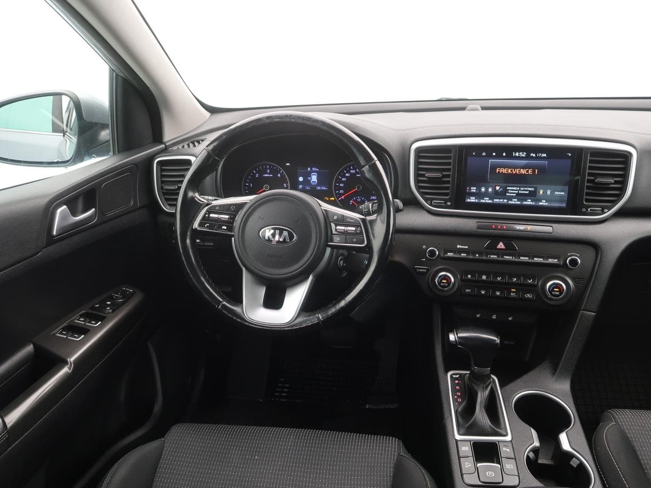 2021 Kia SPORTAGE - 9