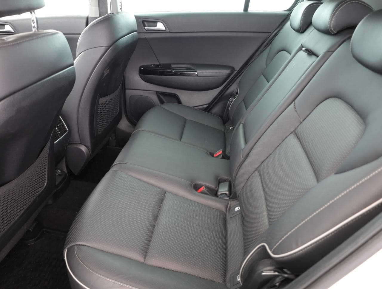 2019 Kia SPORTAGE - 12