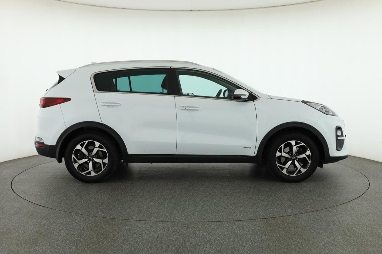 2019 Kia SPORTAGE - 8