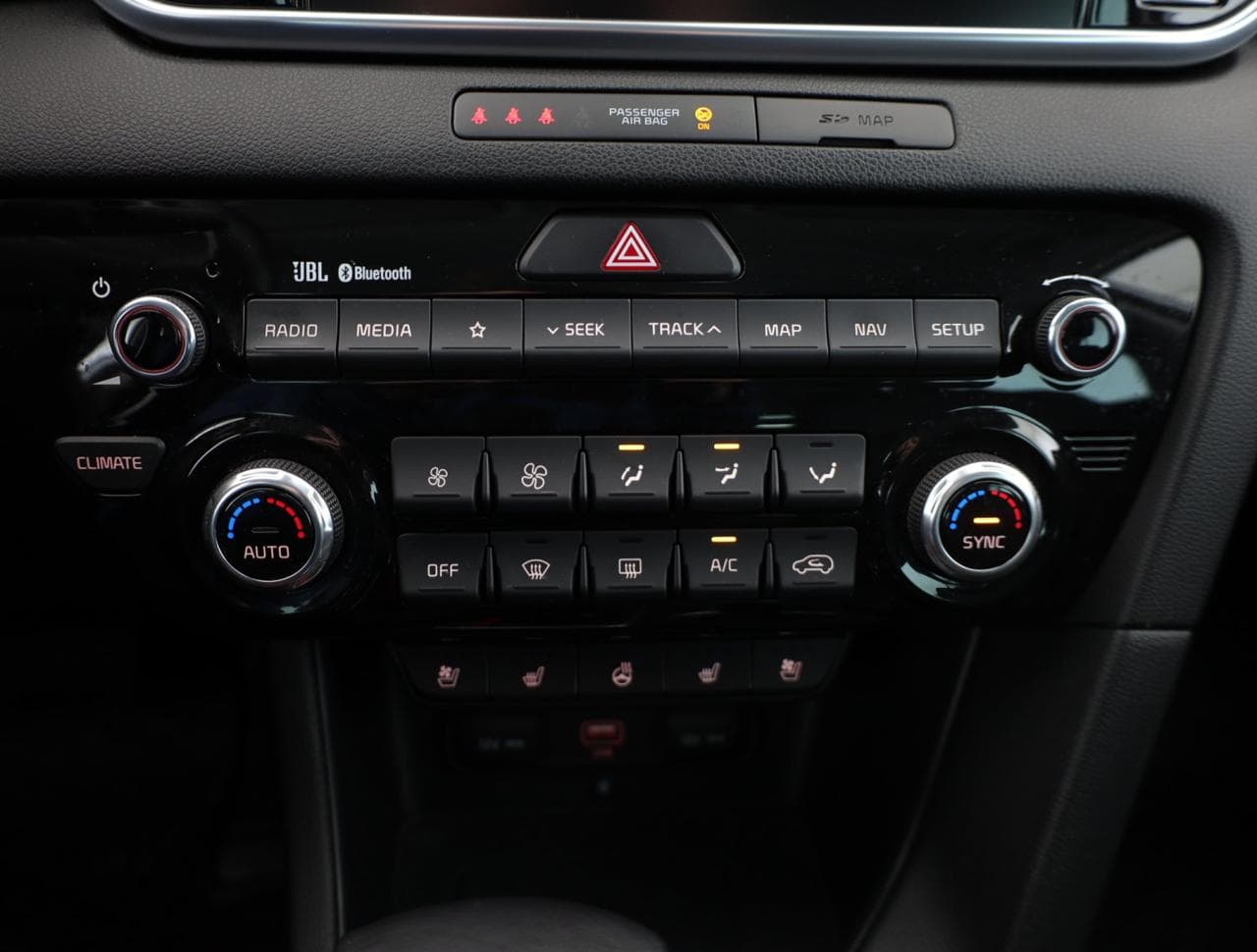 2019 Kia SPORTAGE - 16