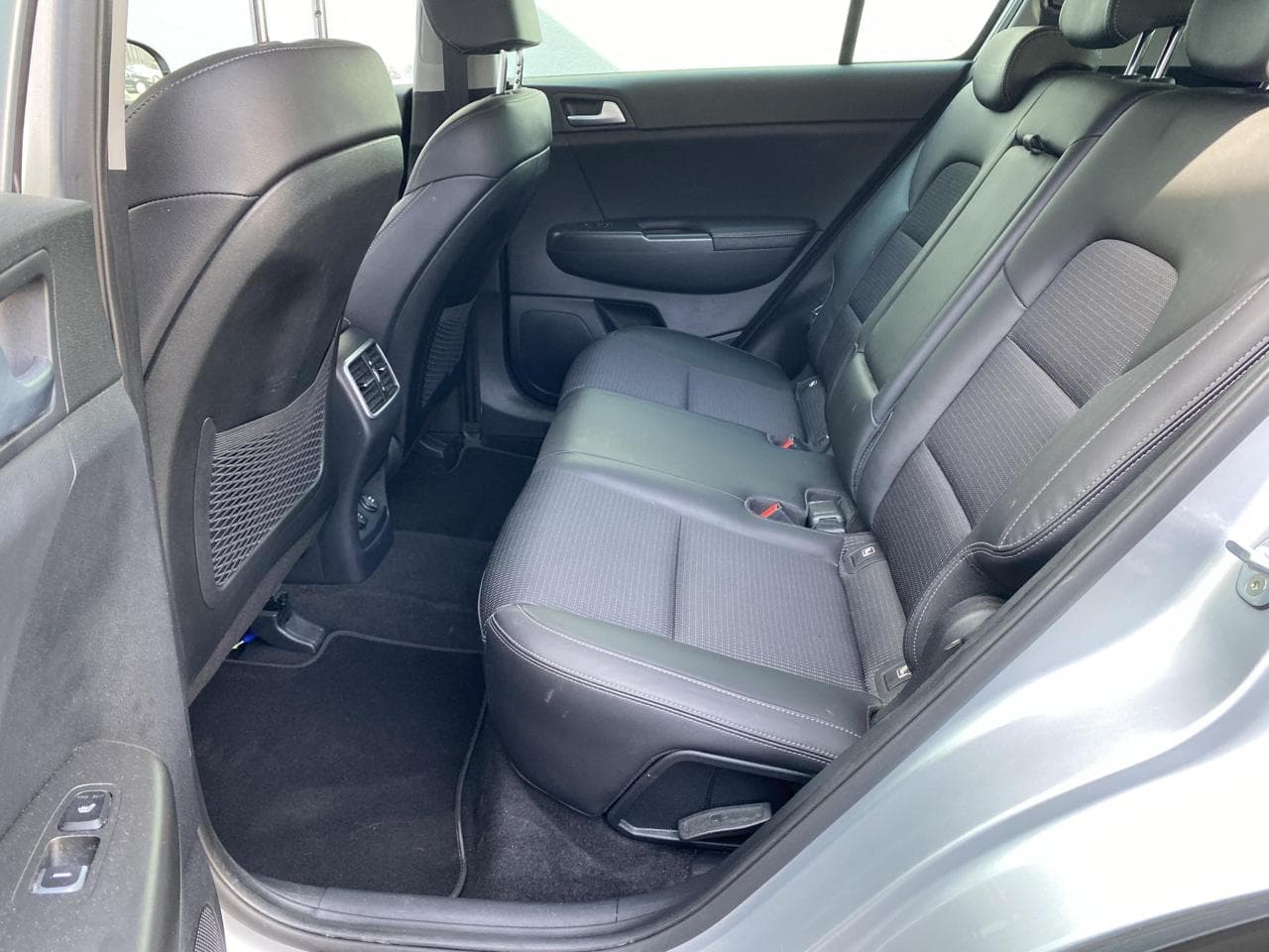 2019 Kia SPORTAGE - 10