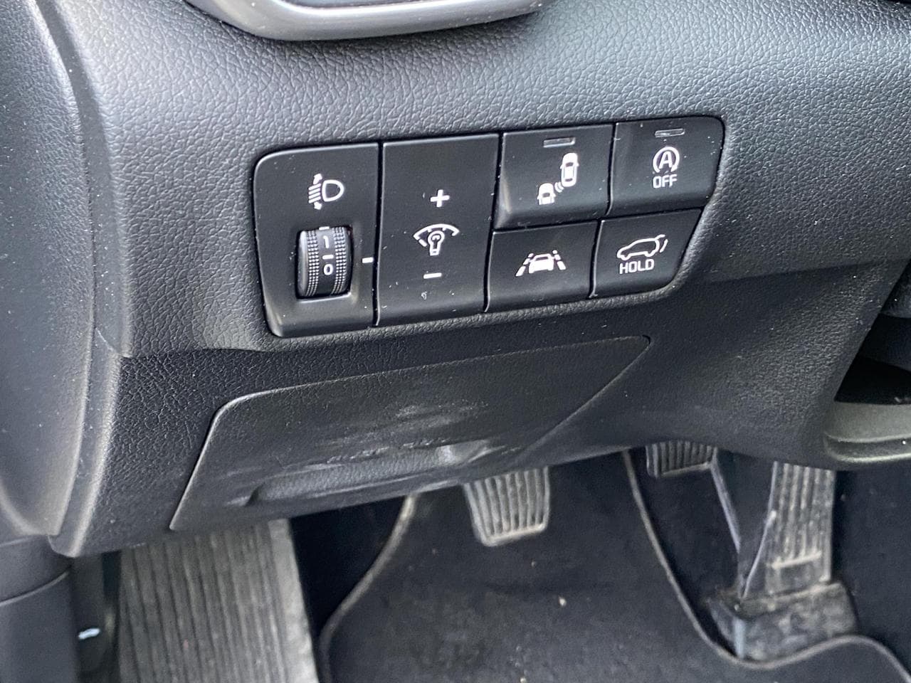 2019 Kia SPORTAGE - 12