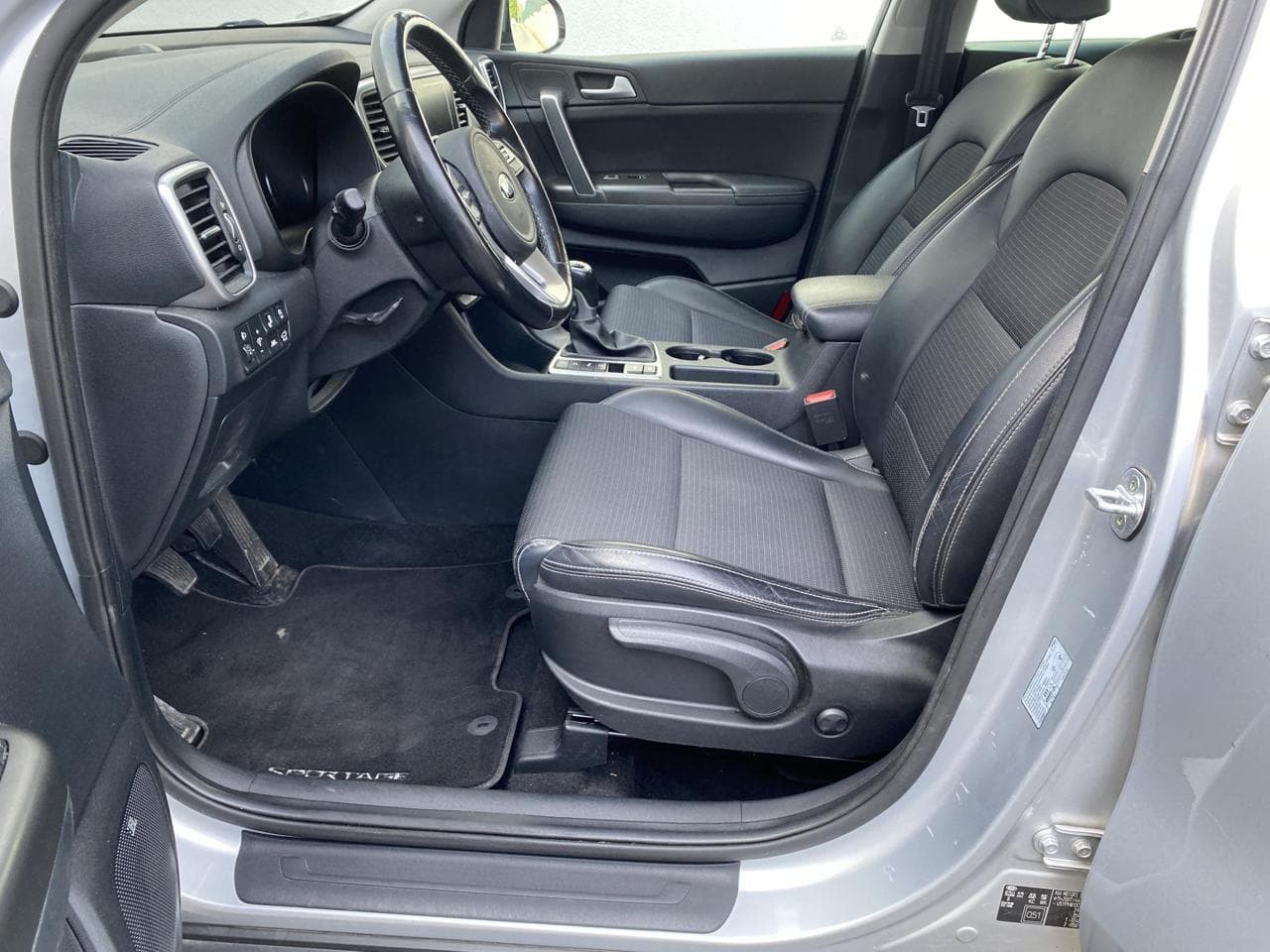 2019 Kia SPORTAGE - 9