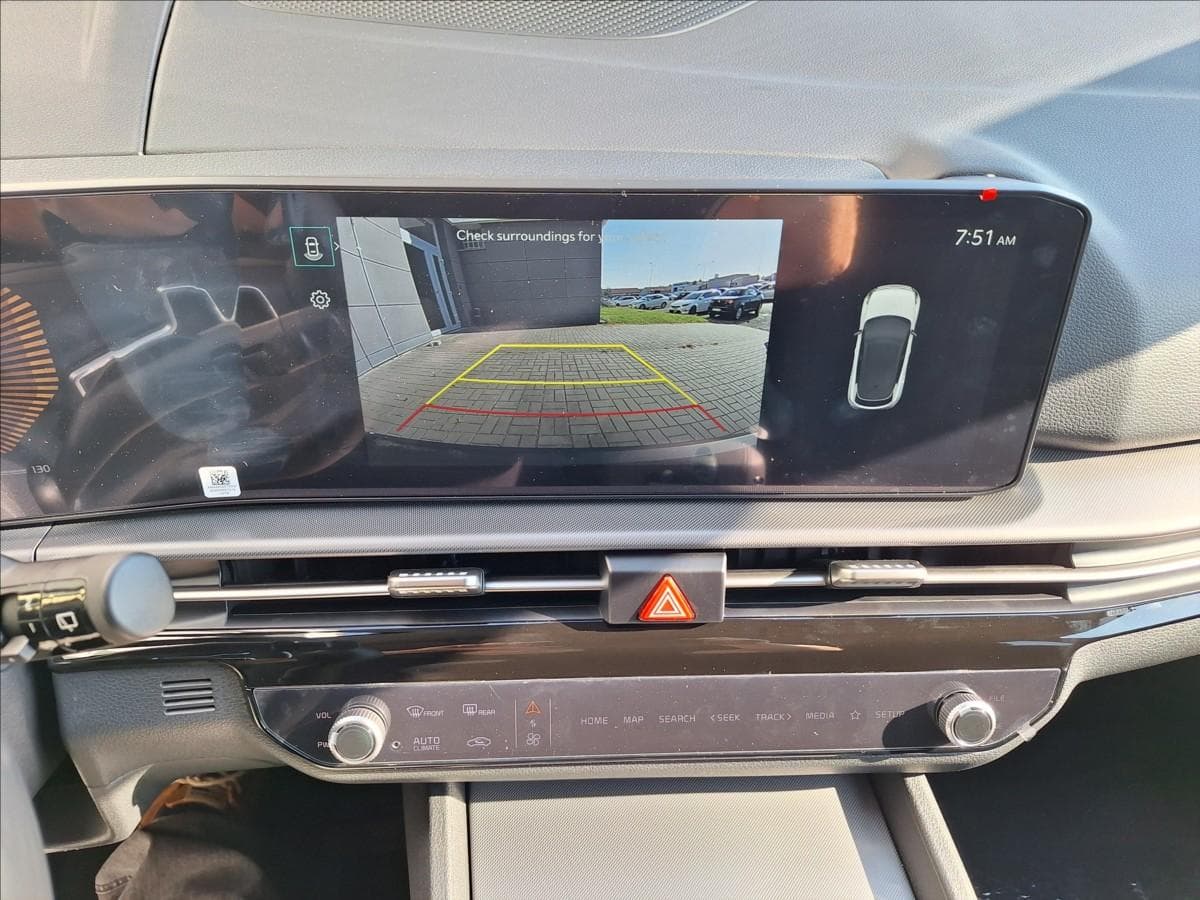 2026 Kia SPORTAGE - 18