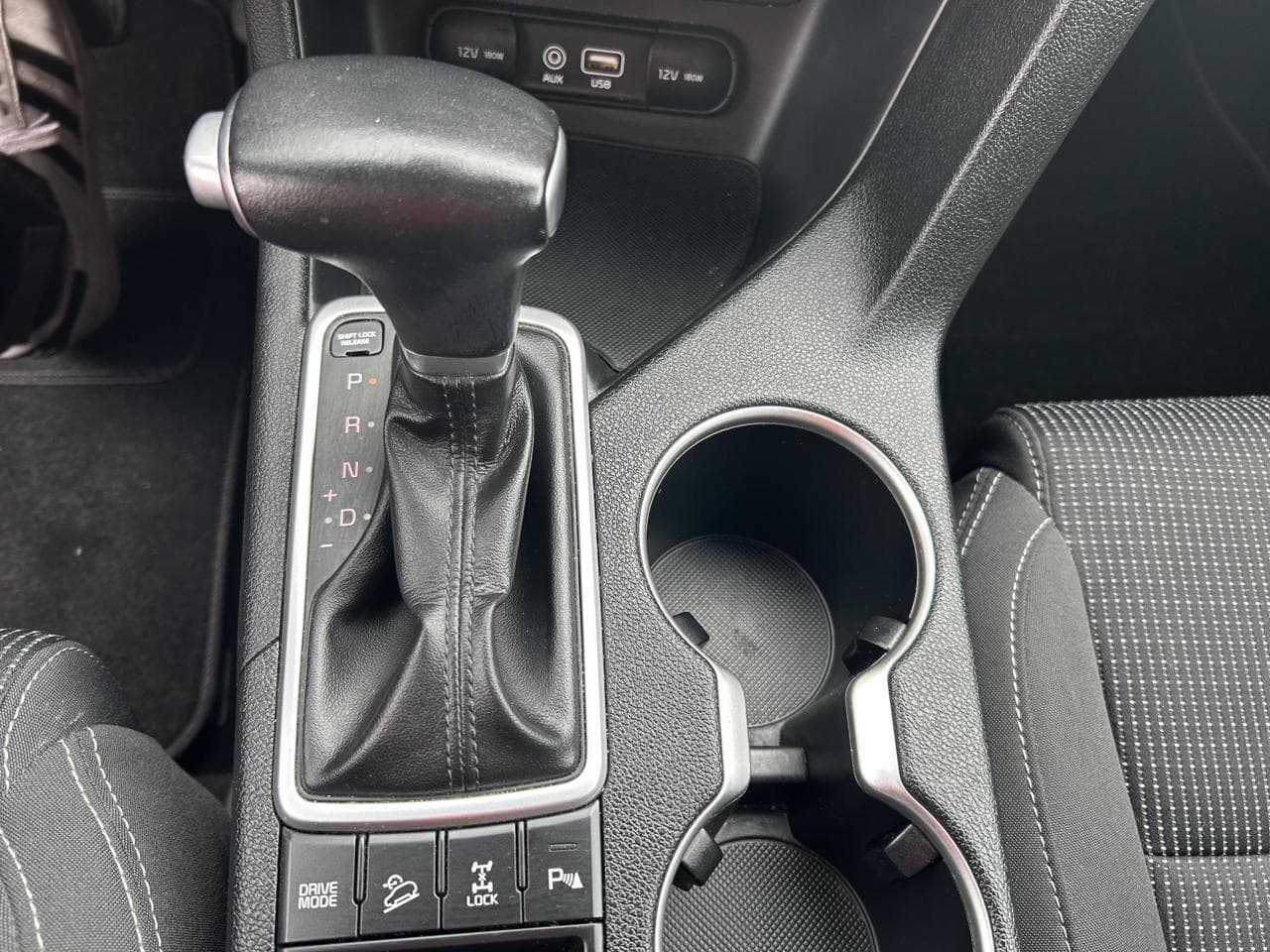 2017 Kia SPORTAGE - 16