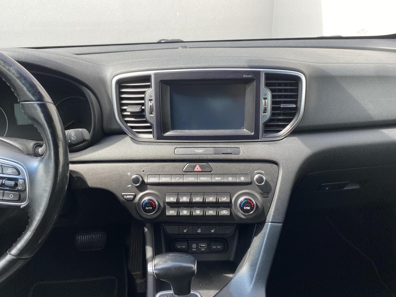 2018 Kia SPORTAGE - 12