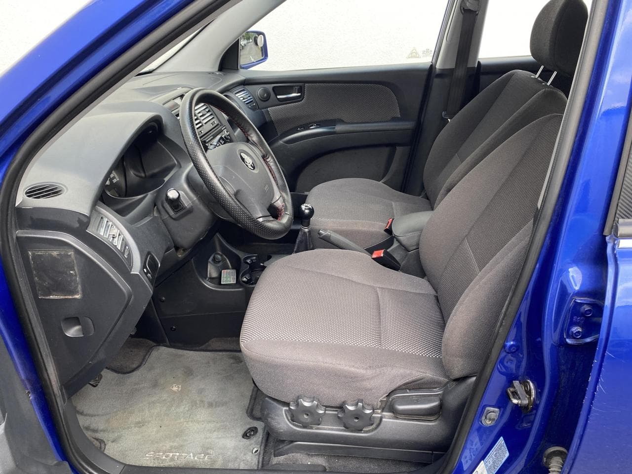2005 Kia SPORTAGE - 9