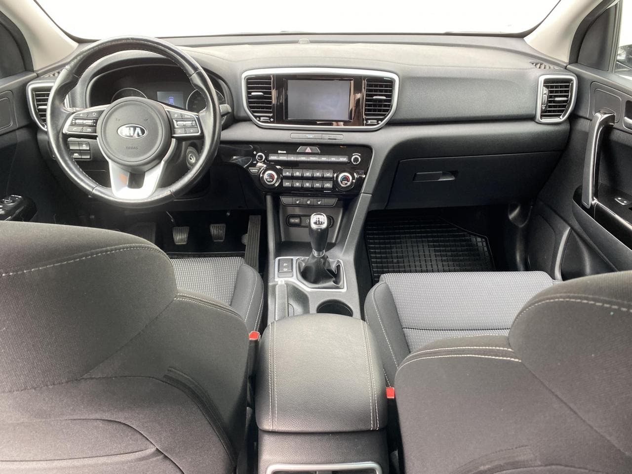 2019 Kia SPORTAGE - 8