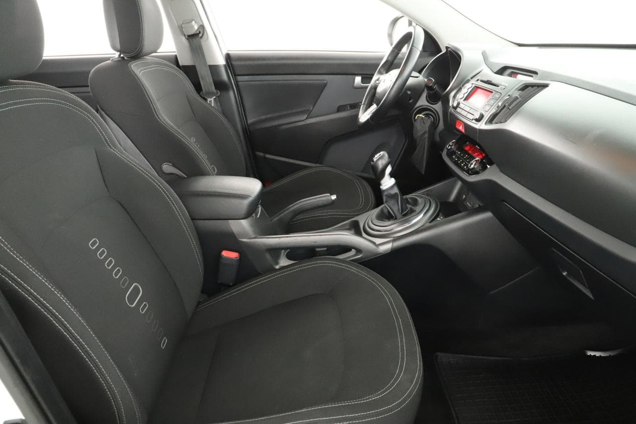 2010 Kia SPORTAGE - 10