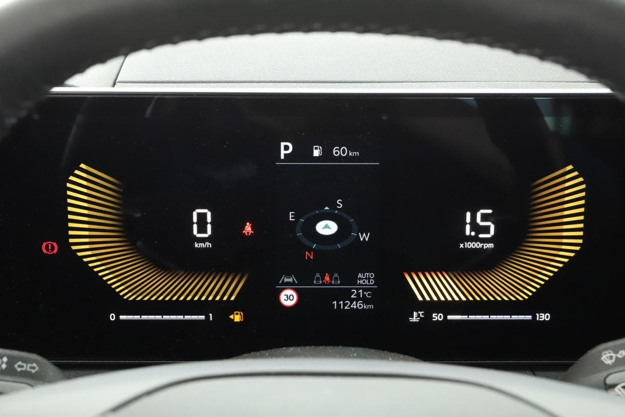 2025 Kia SPORTAGE - 16