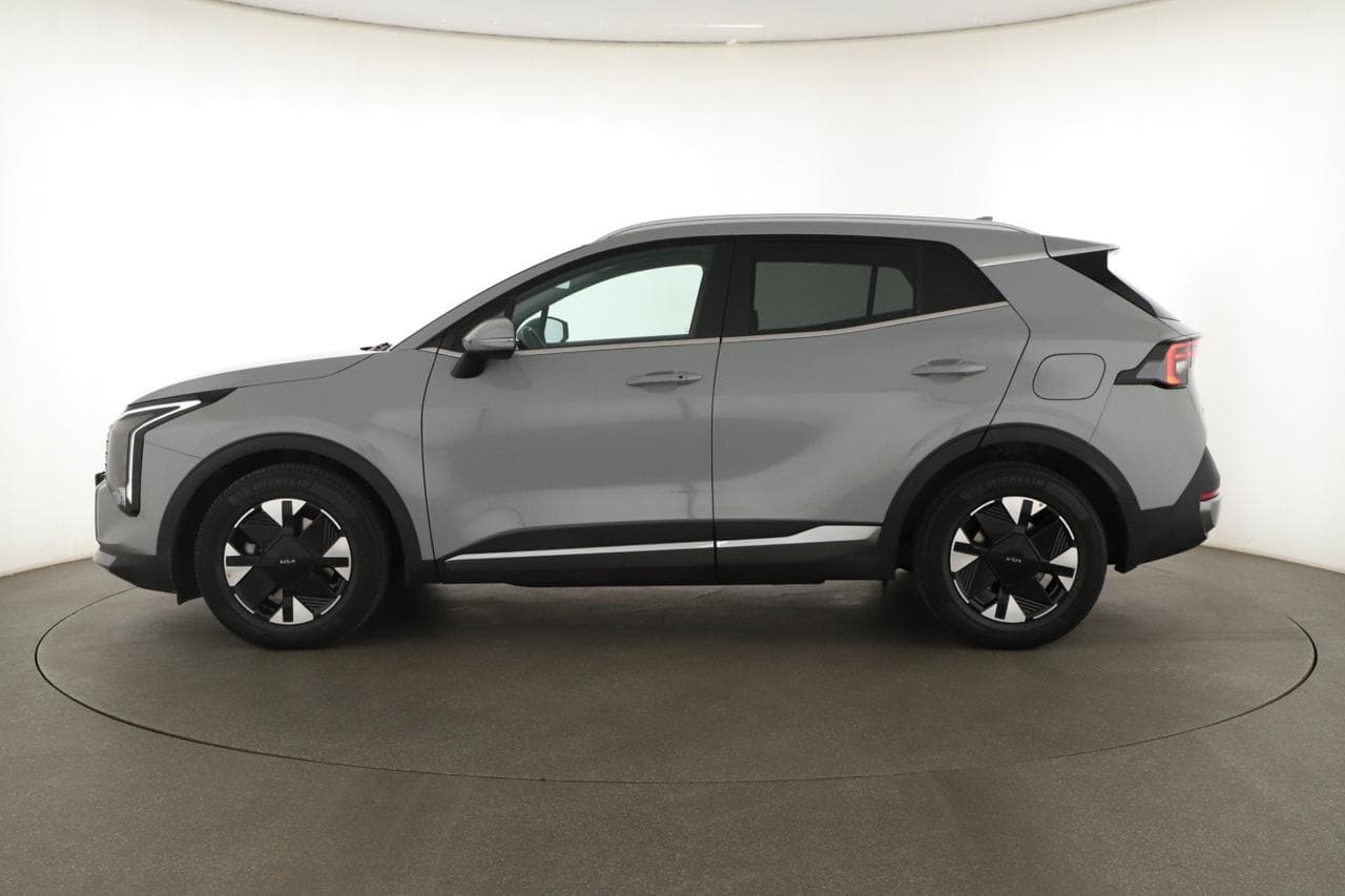 2025 Kia SPORTAGE - 4