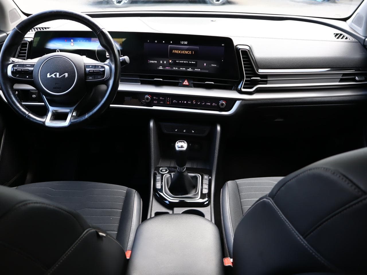 2022 Kia SPORTAGE - 9