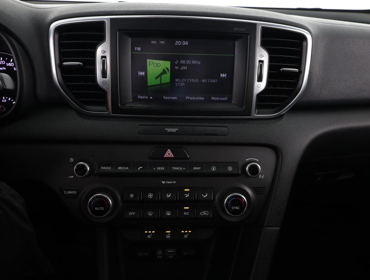 2018 Kia SPORTAGE - 16