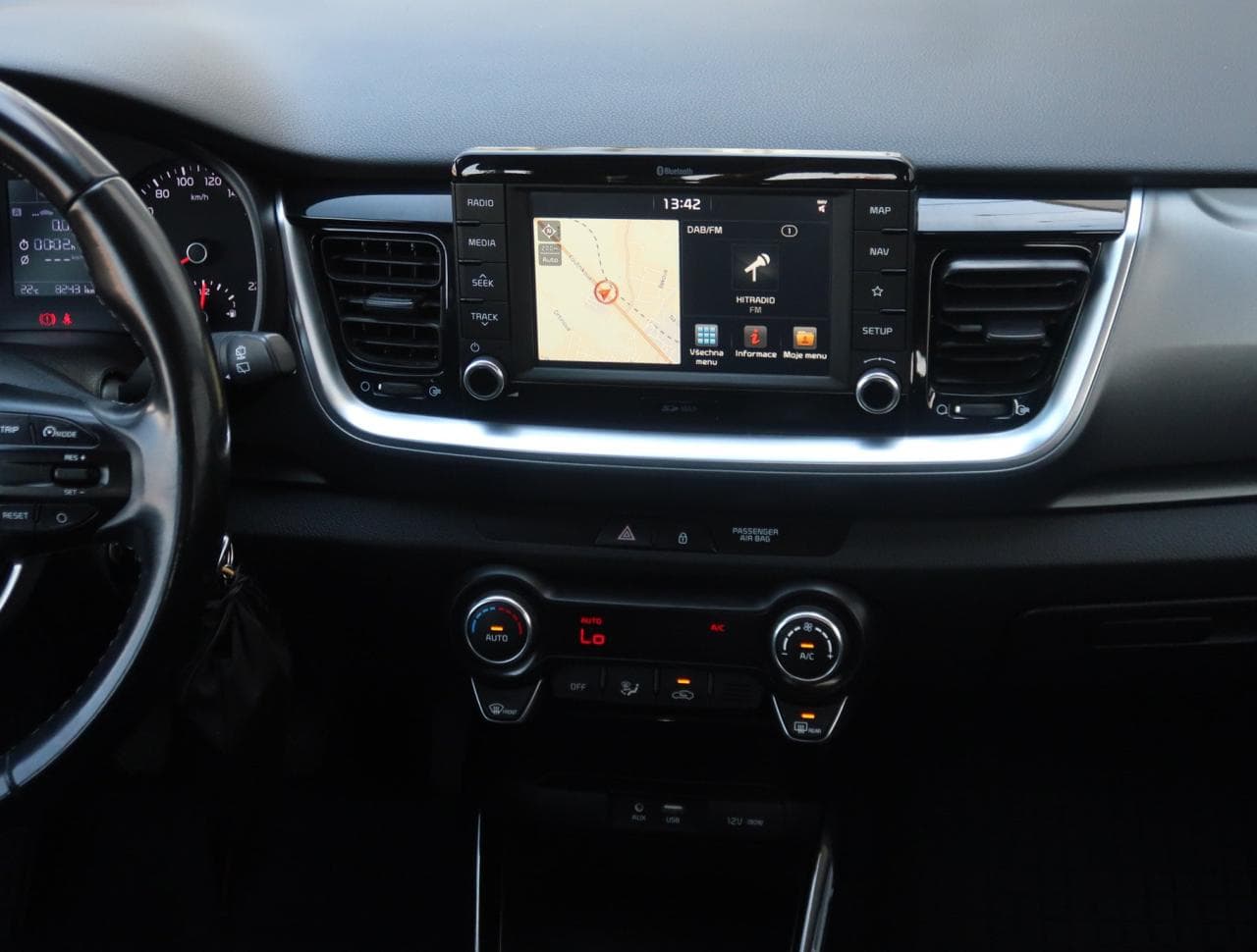2020 Kia STONIC - 18