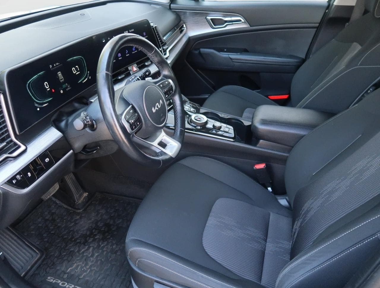 2023 Kia SPORTAGE - 16