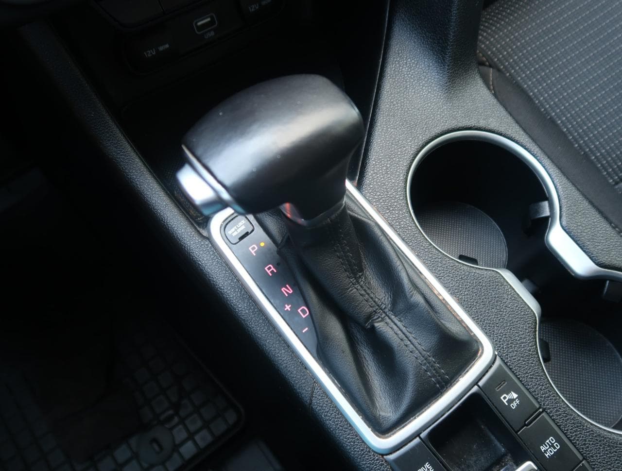 2021 Kia SPORTAGE - 33