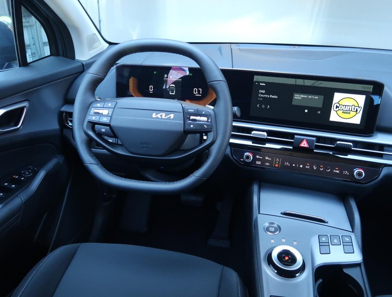 2026 Kia SPORTAGE - 18