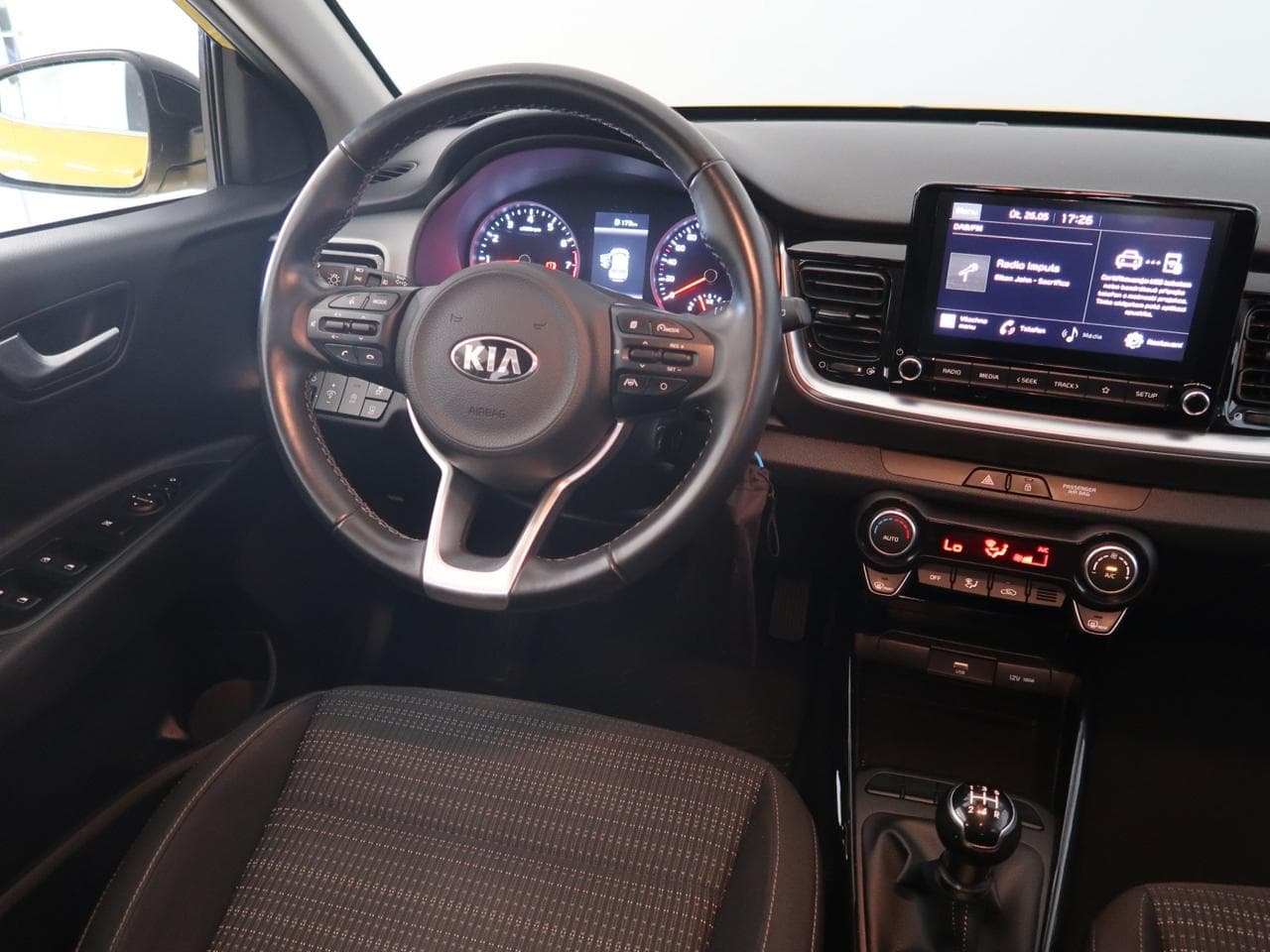 2021 Kia STONIC - 9