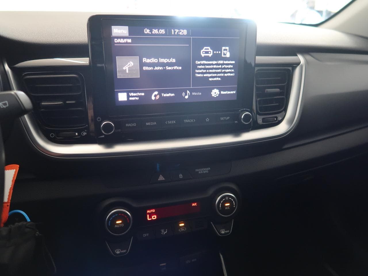 2021 Kia STONIC - 18