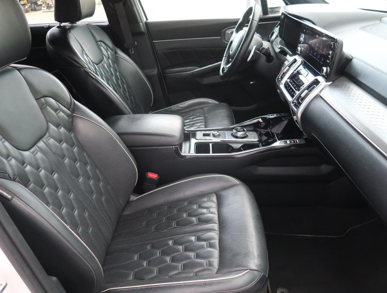 2021 Kia SORENTO - 10