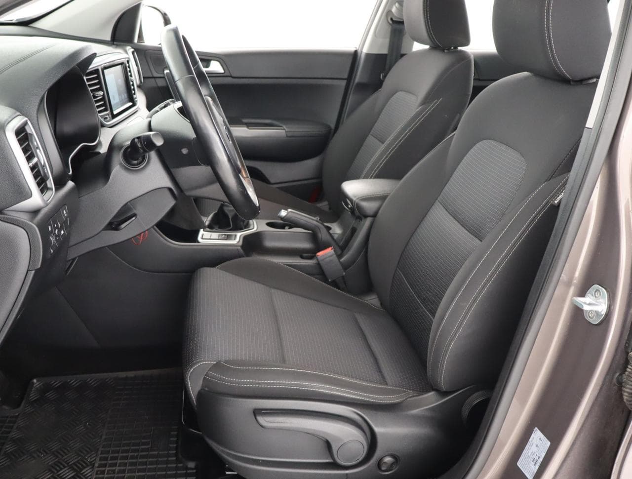 2019 Kia SPORTAGE - 16