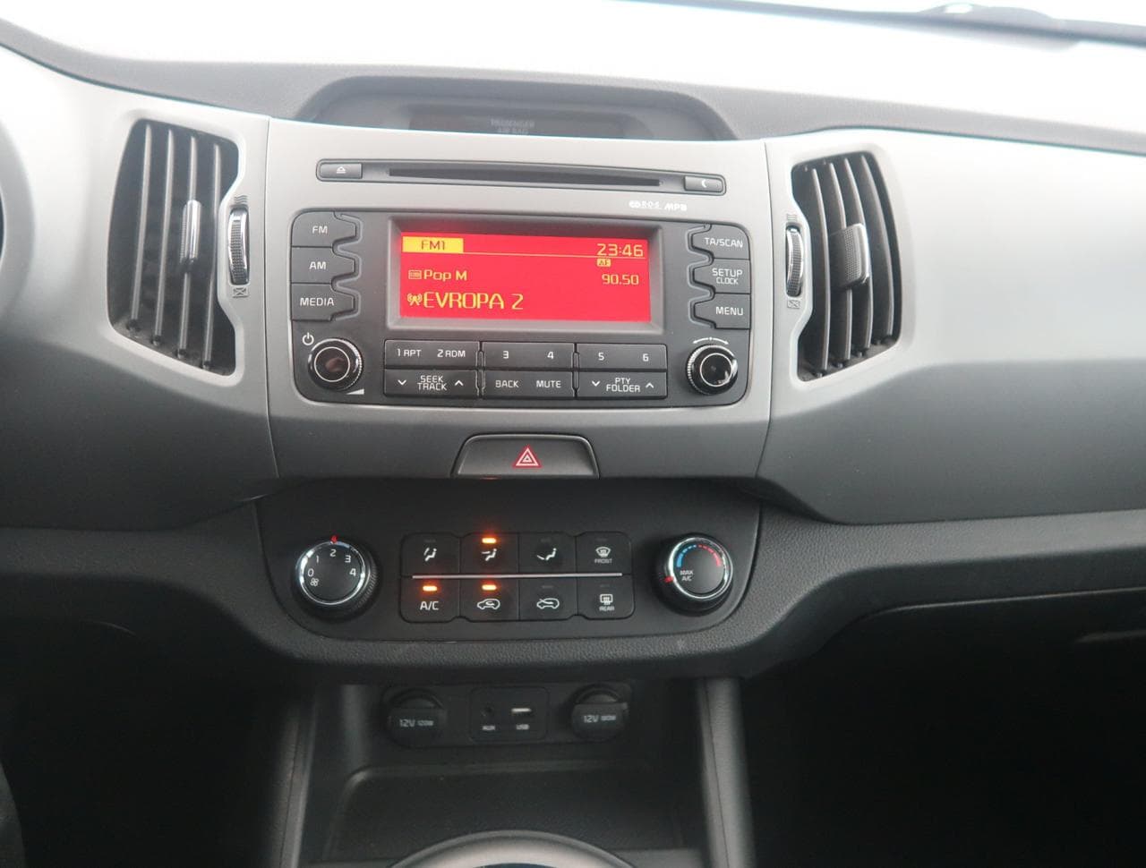 2015 Kia SPORTAGE - 19