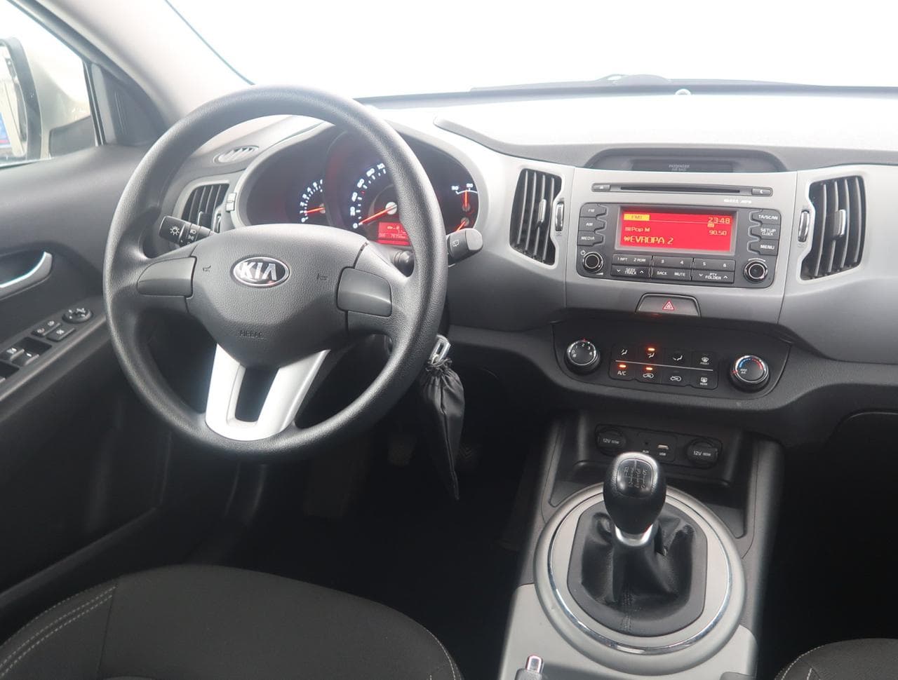 2015 Kia SPORTAGE - 9