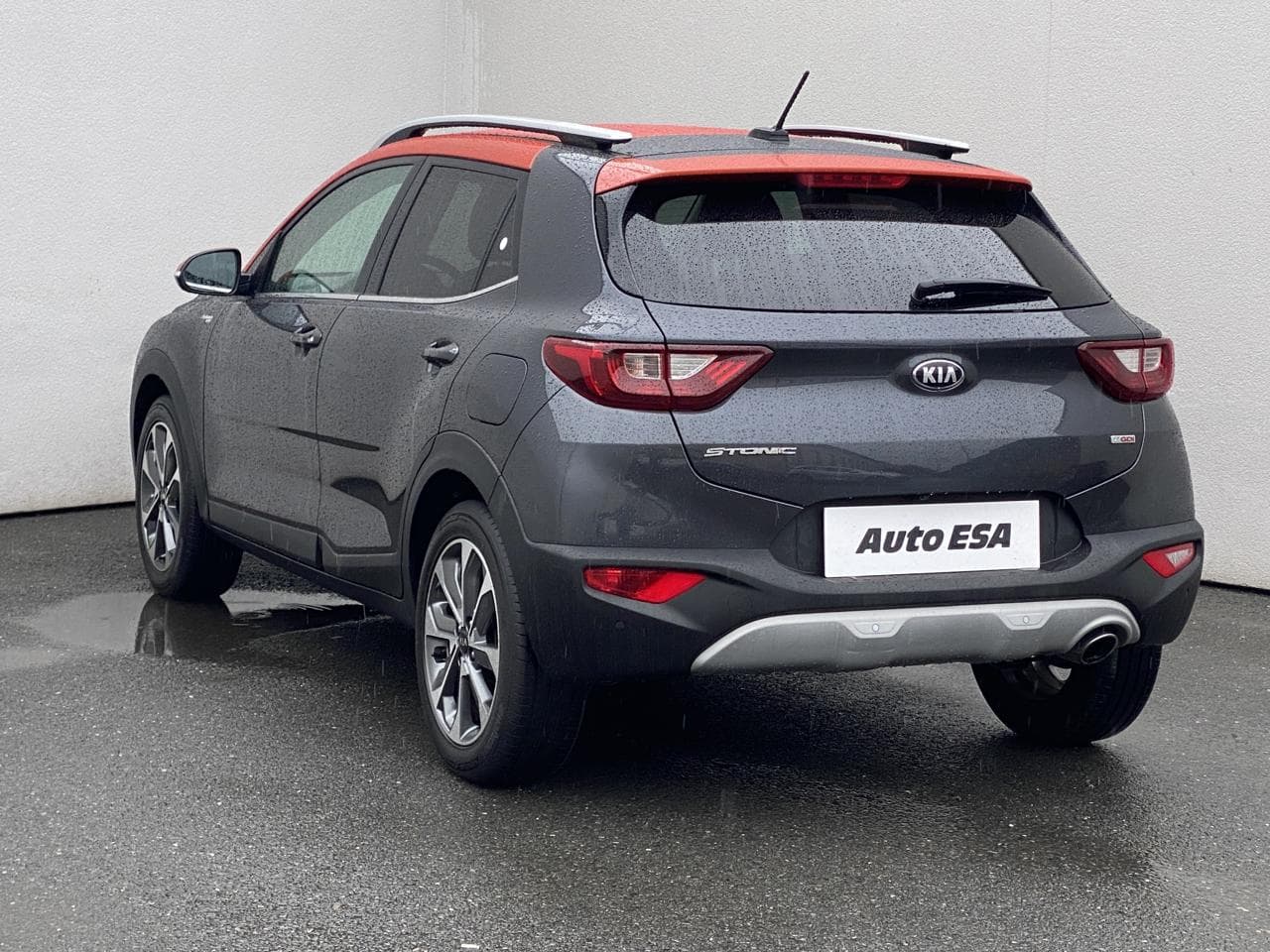 2018 Kia STONIC - 8