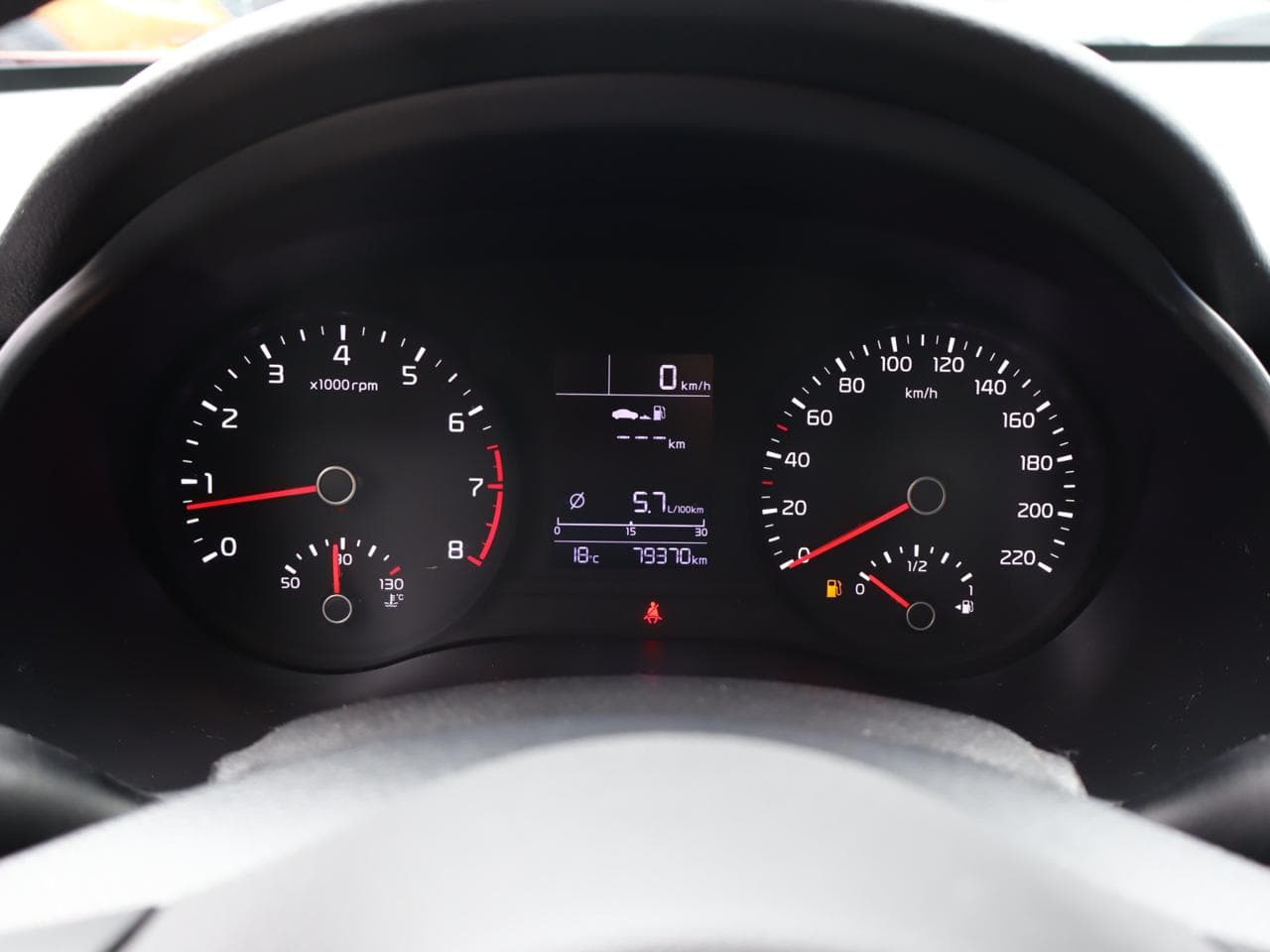2018 Kia STONIC - 13
