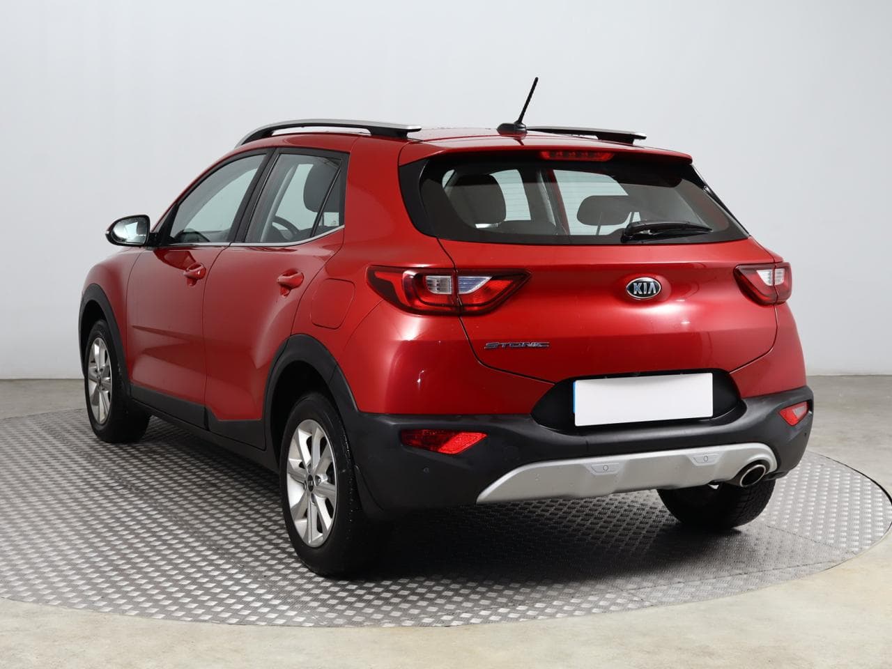 2018 Kia STONIC - 4