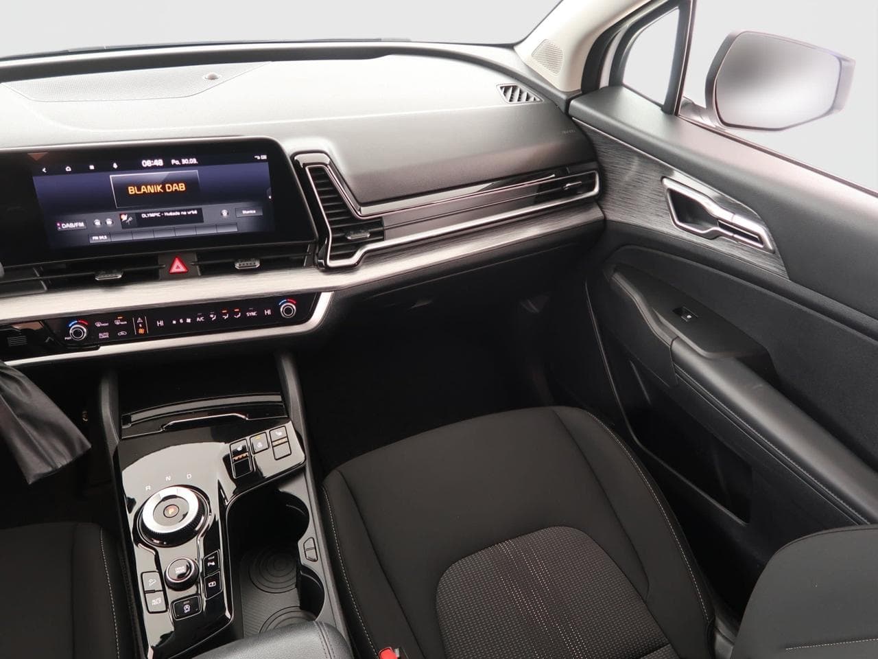 2024 Kia SPORTAGE - 15