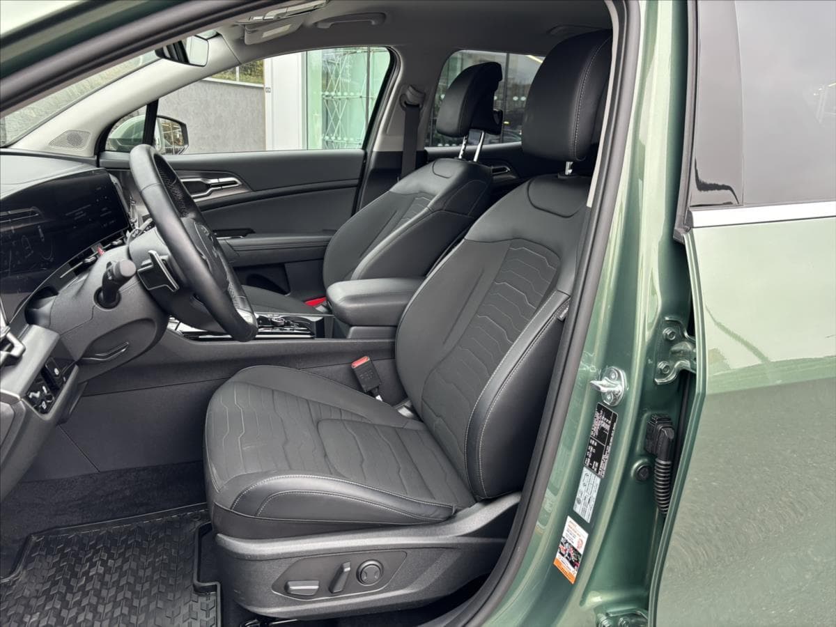 2023 Kia SPORTAGE - 10