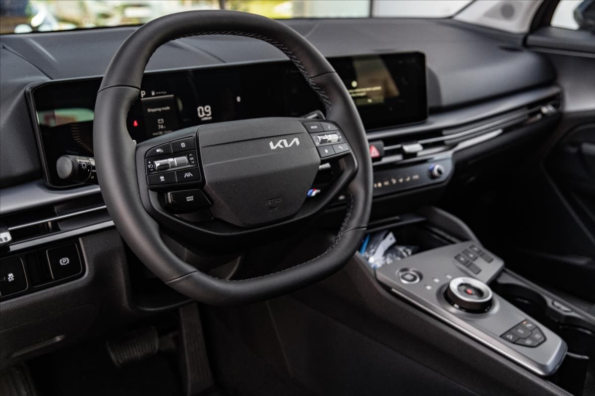2026 Kia SPORTAGE - 27