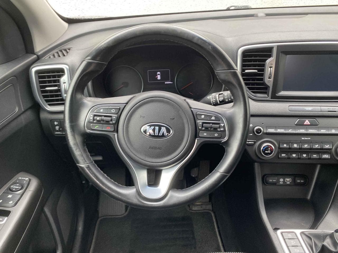 2017 Kia SPORTAGE - 11
