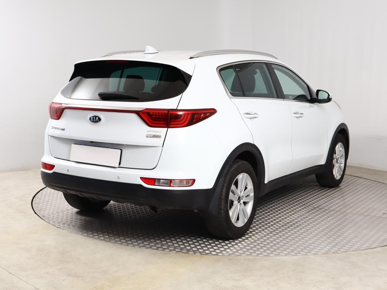 2017 Kia SPORTAGE - 12