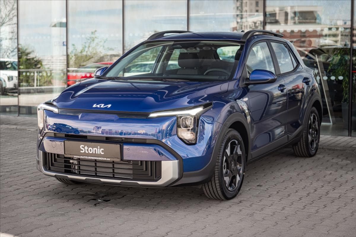 2025 Kia STONIC - 3