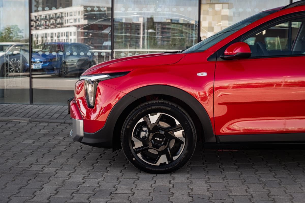 2025 Kia STONIC - 14