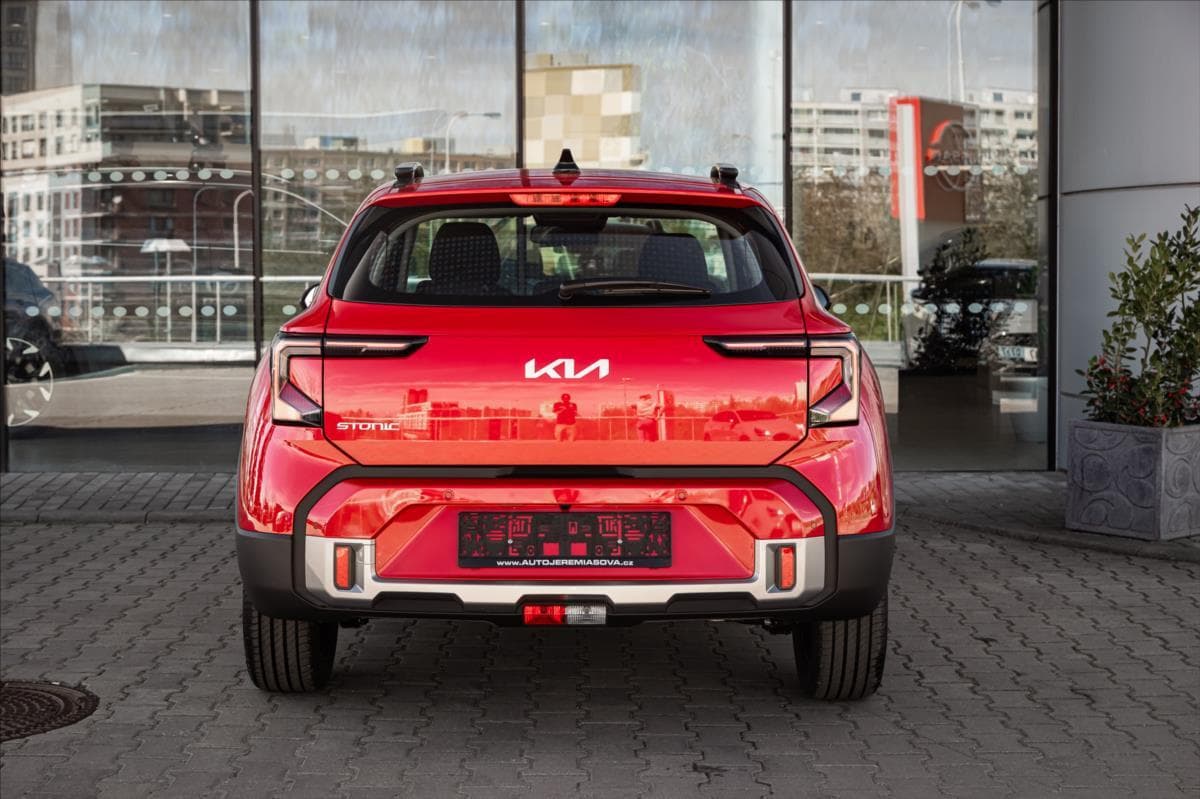2025 Kia STONIC - 7