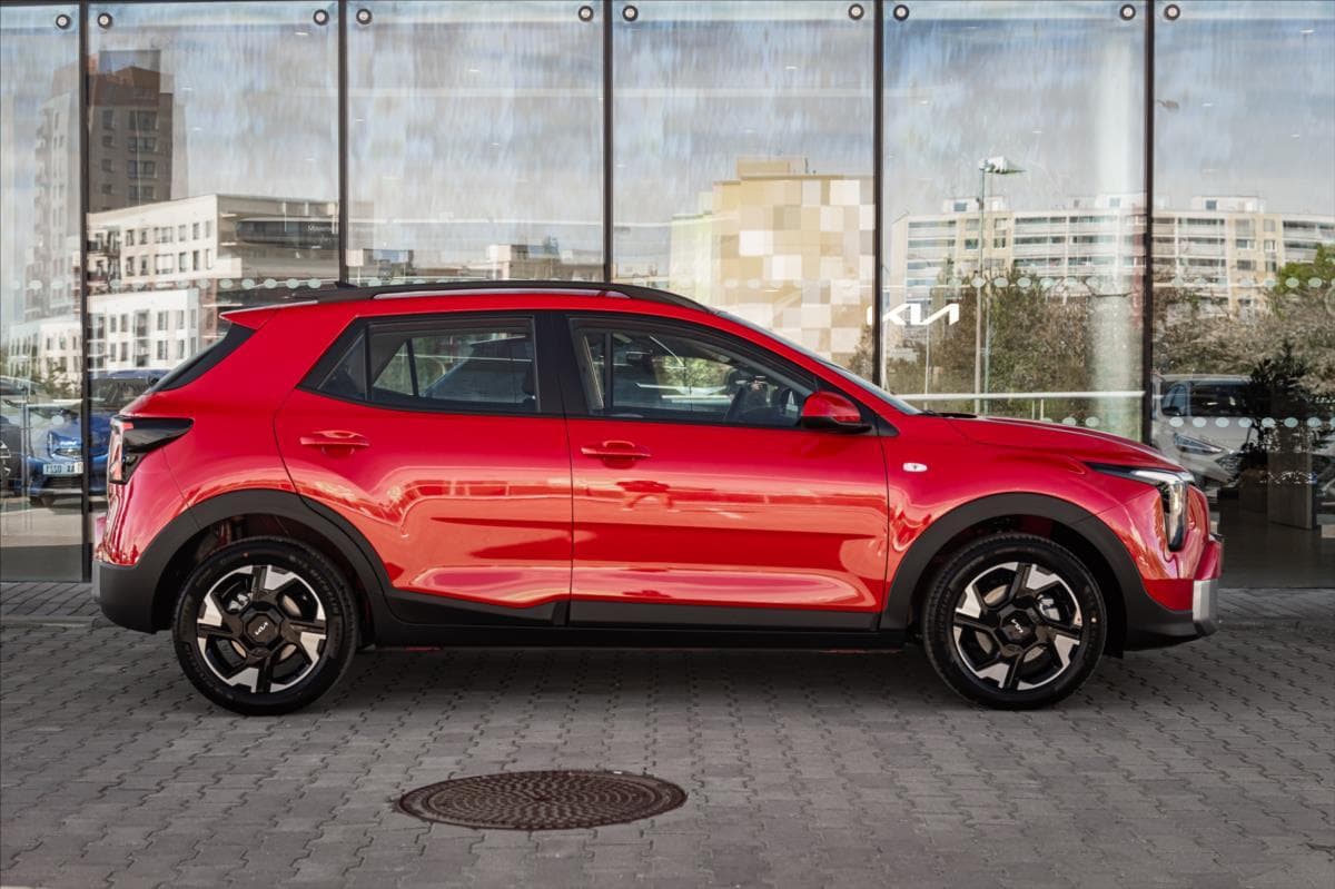 2025 Kia STONIC - 9