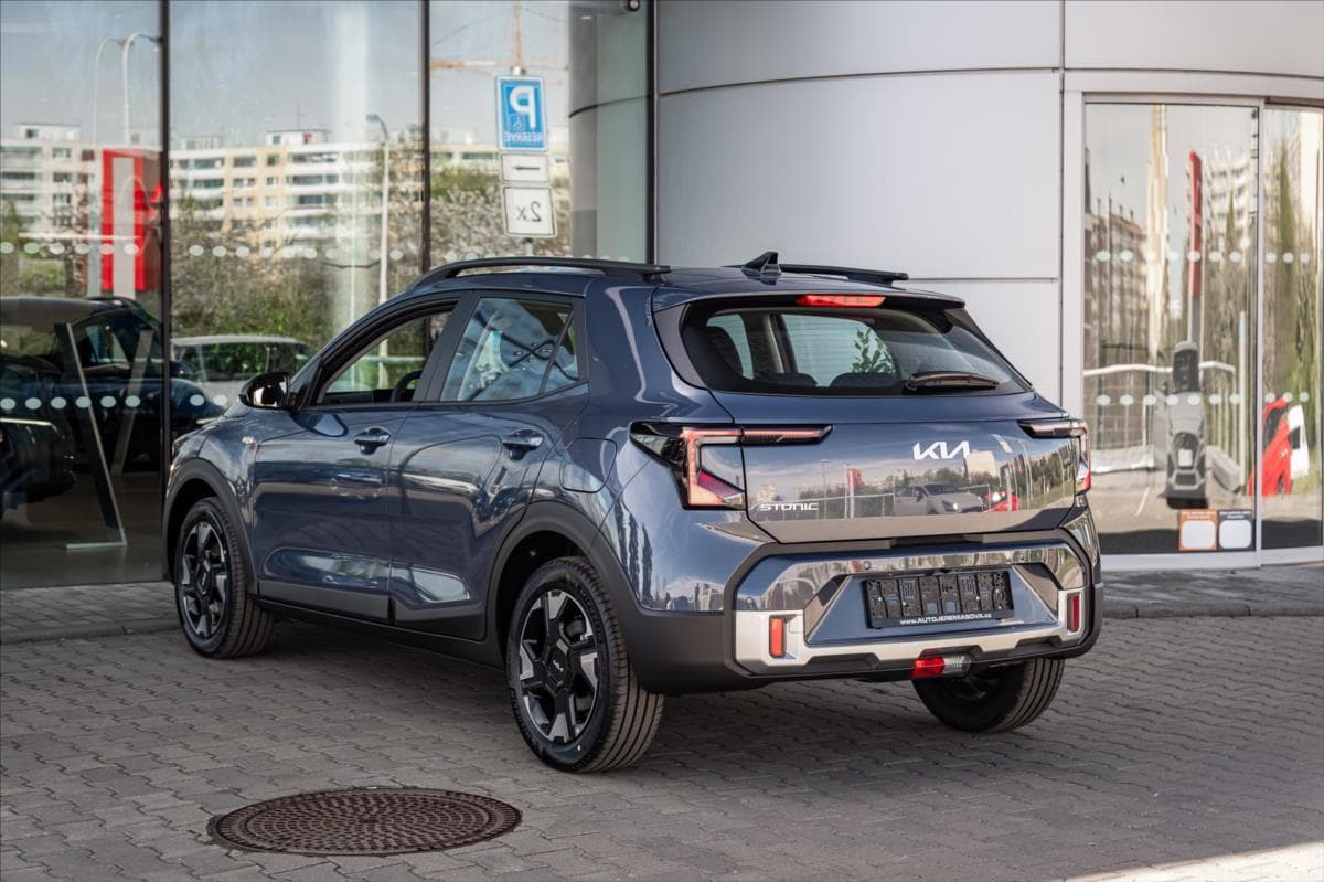 2026 Kia STONIC - 3