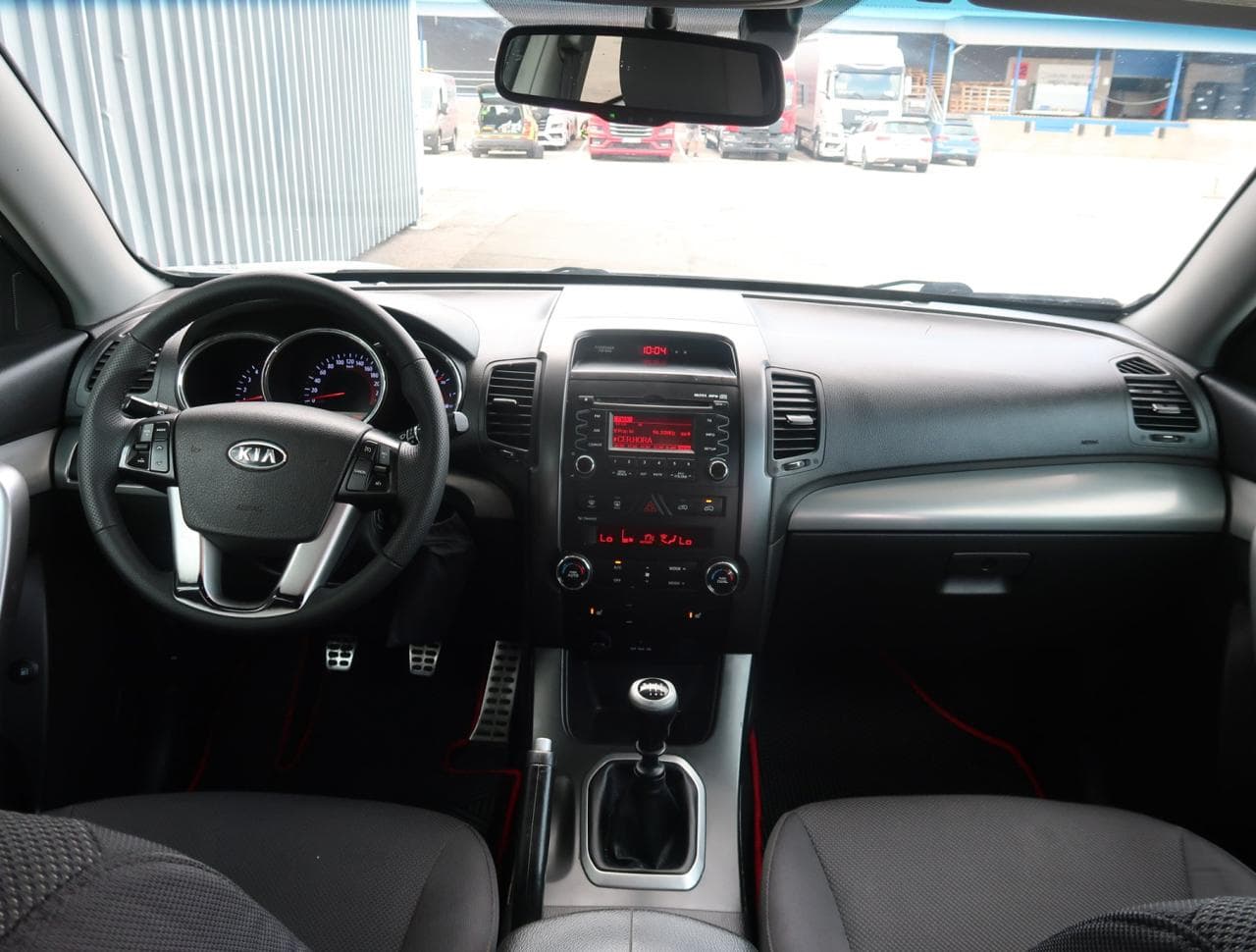 2011 Kia SORENTO - 19