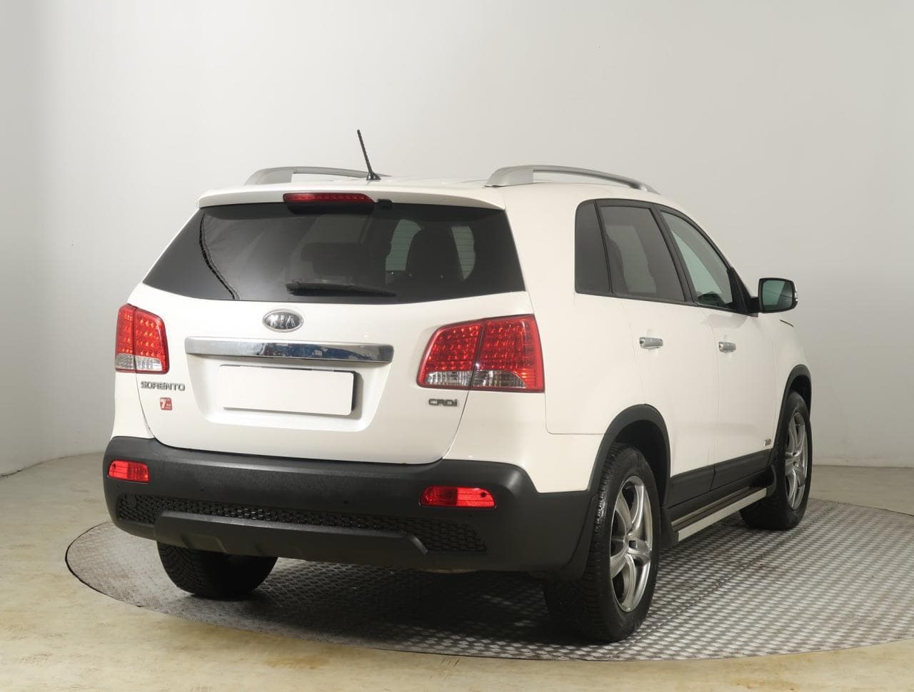 2011 Kia SORENTO - 13