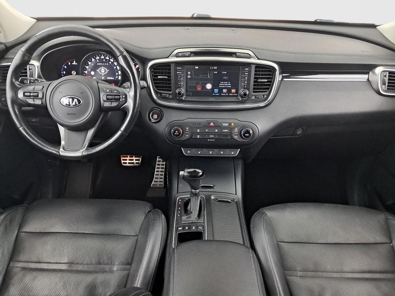 2016 Kia SORENTO - 17