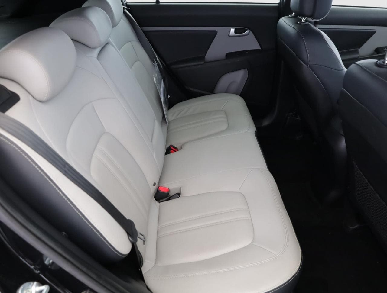 2015 Kia SPORTAGE - 11
