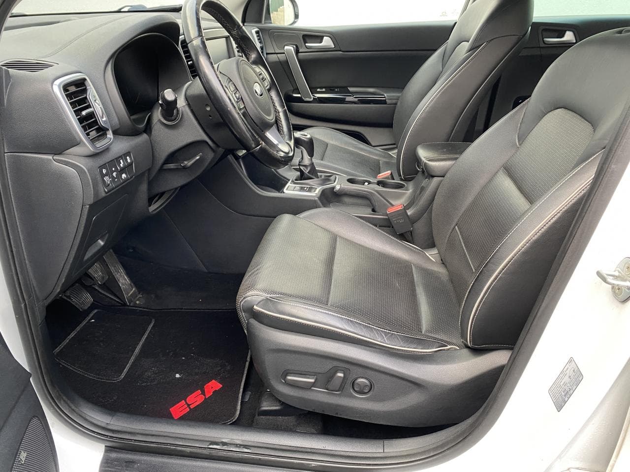 2017 Kia SPORTAGE - 17