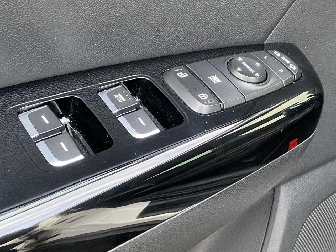 2017 Kia SPORTAGE - 21