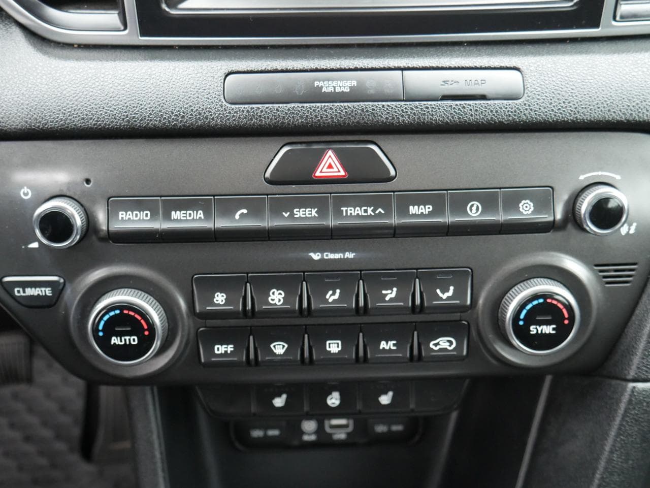2016 Kia SPORTAGE - 30