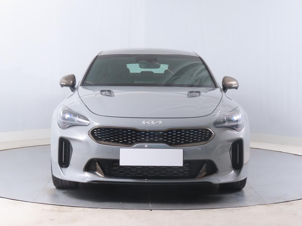 2023 Kia STINGER - 2