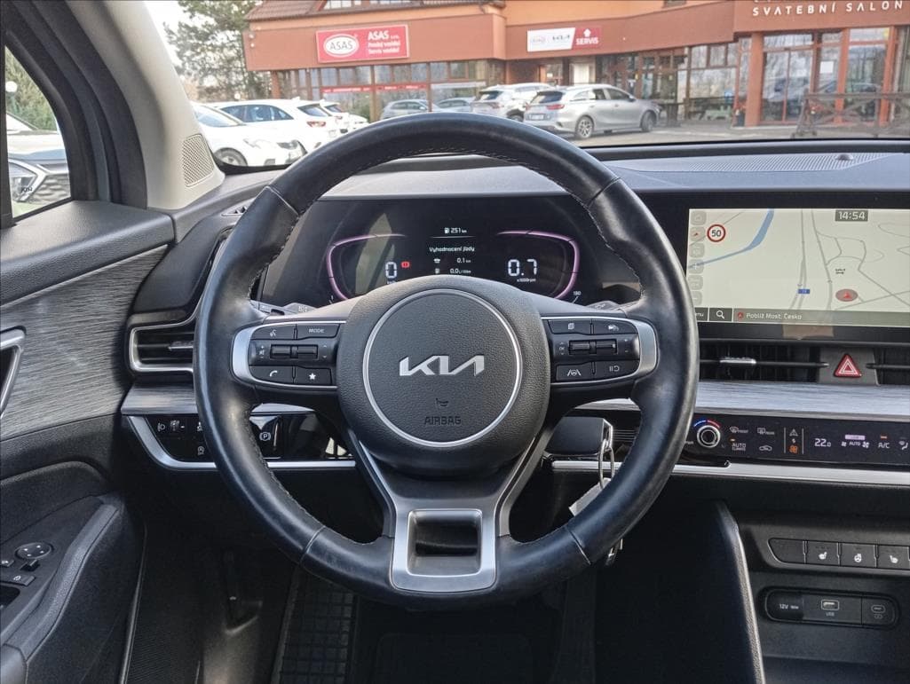 2022 Kia SPORTAGE - 23